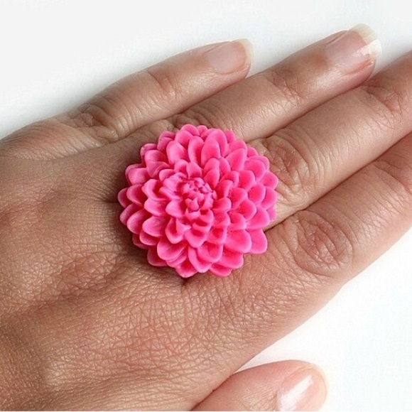 LOT OF 4 Hot Pink Flower Rings Bundle - Adjustable - SOLD AS IS - Picture 5 of 8